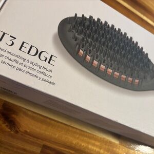 T3 Edge Styling Brush with Black and Gold Design